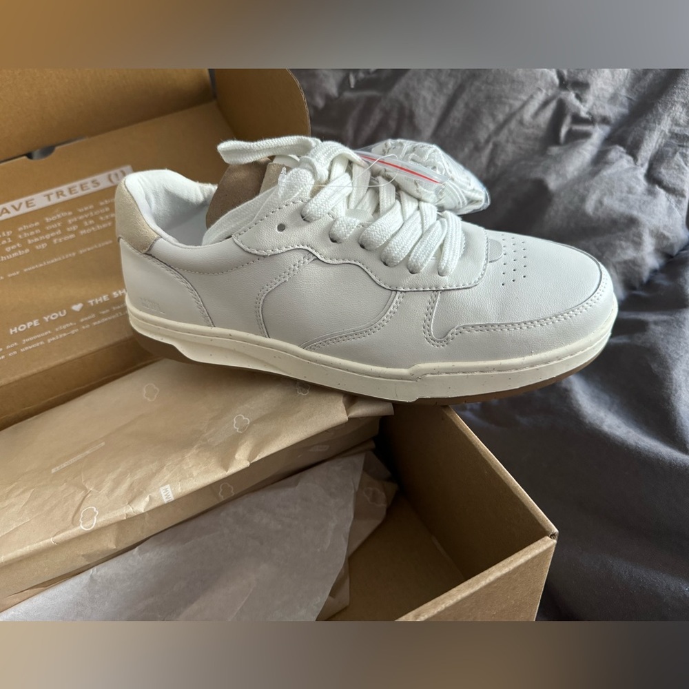 Madewell Court Low-Top Sneakers in Nappa Leather (Ivory)